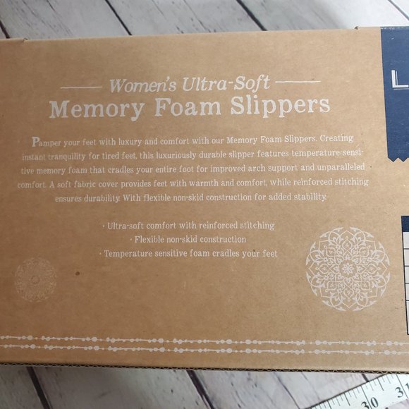 Loft Living Memory Foam Slippers - Picture 5 of 7